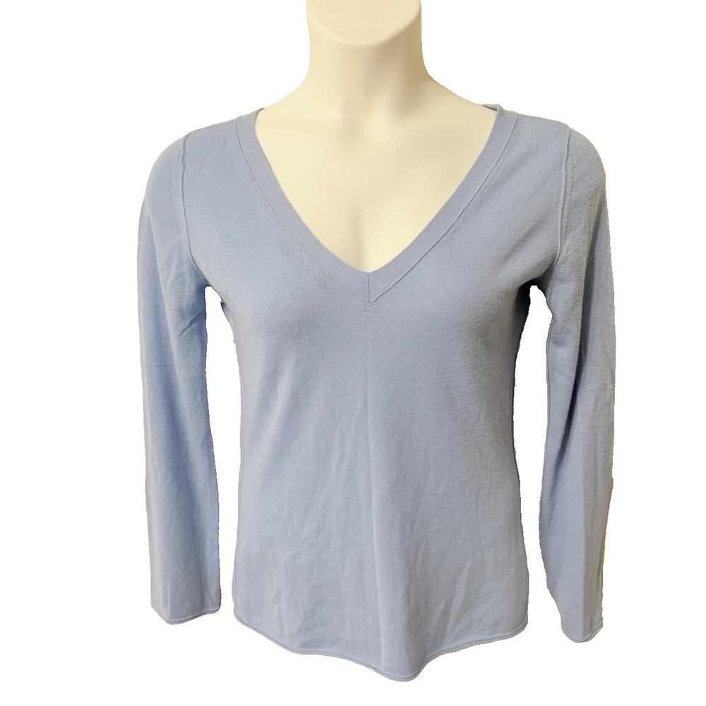 Vince 100% Cashmere Sweater Size M Light Blue V Neck Soft